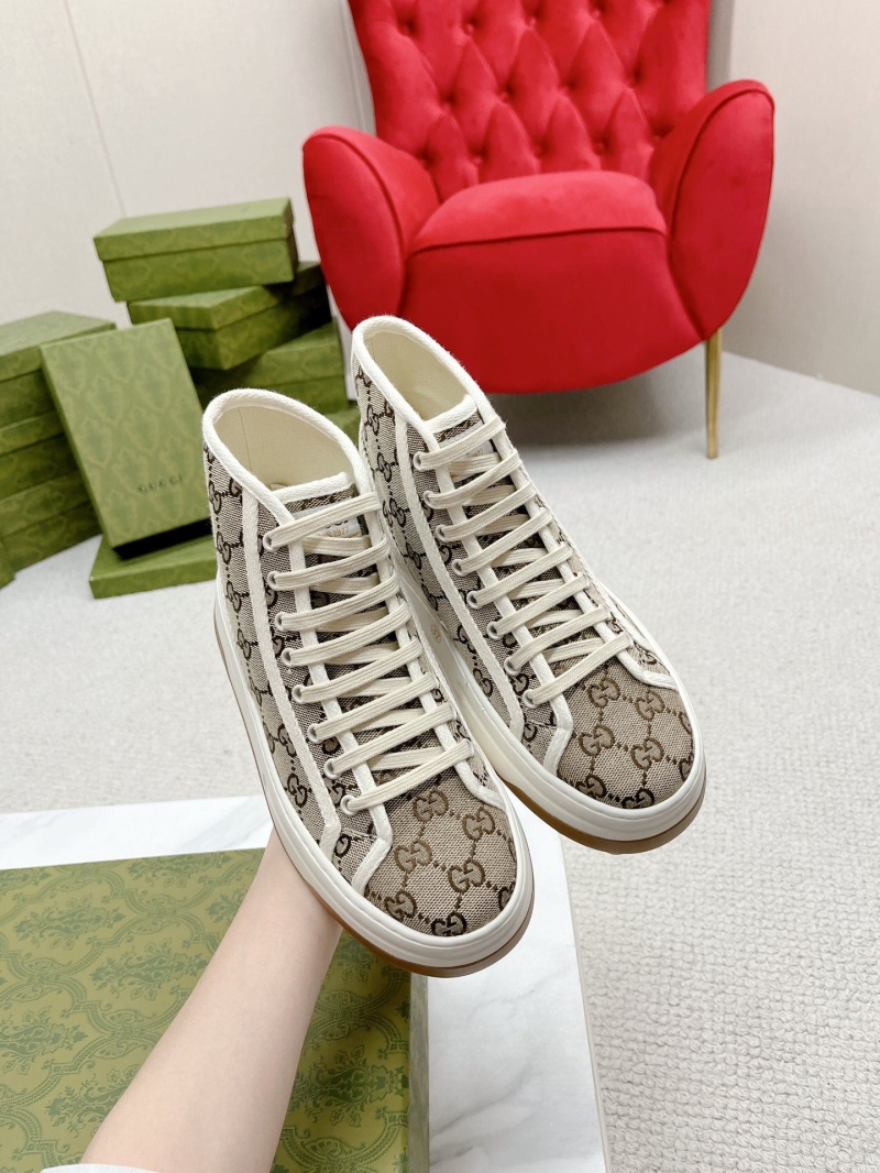 Gucci Casual Shoes